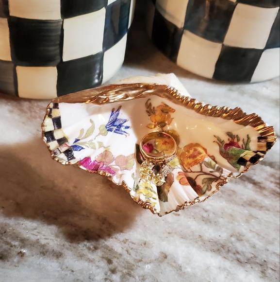 Mckenzie Childs Inspired Bear Claw Trinket Shell⚜️🖤💙⚜️ - Picture 3 of 5